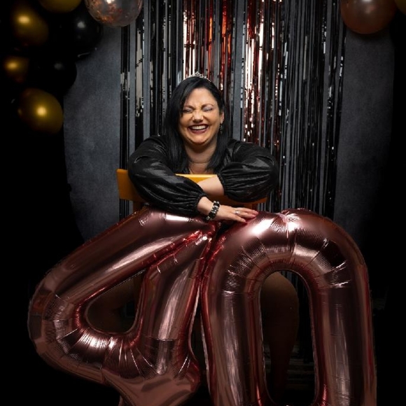 Meet your Posher, Jilaina - Picture 6 of 6